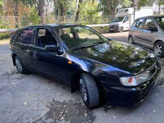 Nissan Almera foto 3