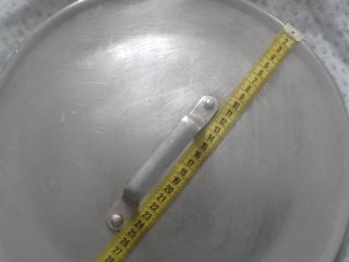 Чугунная сковорода 29 см и 3.5 см в. новая  Белориссия крышки алюминий б/у 35  -100 lei. foto 4