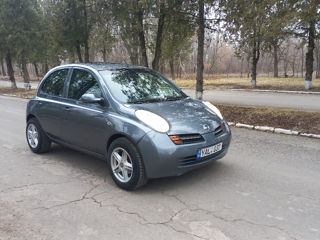 Nissan Micra foto 2