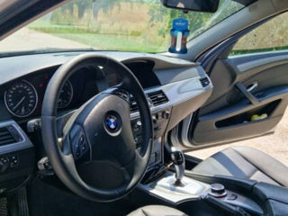 BMW 5 Series фото 4