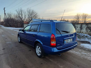 Opel Astra foto 4