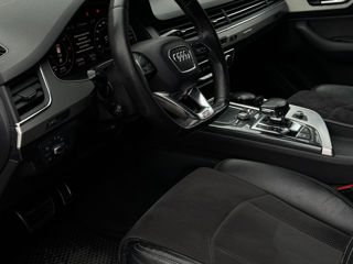 Audi Q7 foto 8