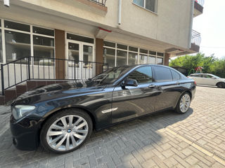 BMW 7 Series foto 3