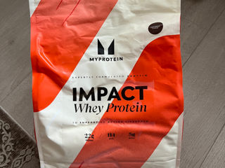 Impact whey protein/lean layered bars