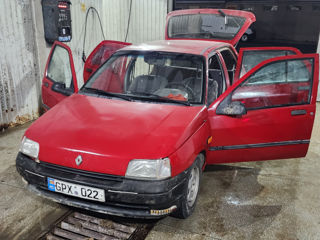 Renault Clio foto 3