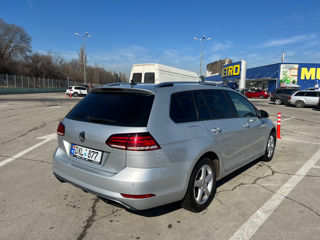 Volkswagen Golf фото 4