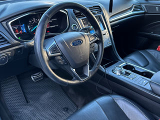 Ford Fusion foto 8