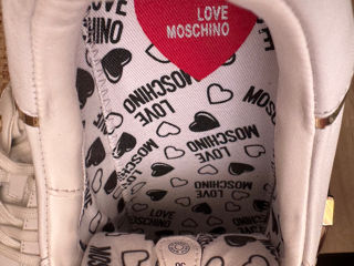 Ghete Moschino foto 3