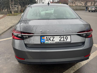 Skoda Superb foto 7