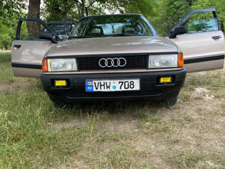 Audi 80