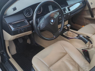 BMW 5 Series foto 7