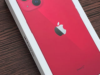 iPhone 13 128 GB, Product Red foto 2