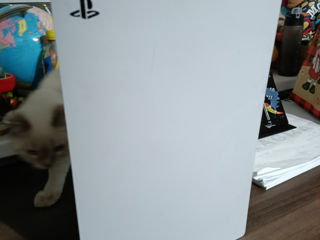 Se vinde Consola Play Station 5