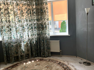 Apartament cu 1 cameră, 55 m², Buiucani, Chișinău foto 3