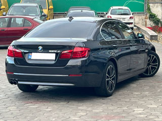 BMW 5 Series foto 4