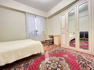 Apartament cu 3 camere, 129 m², Centru, Chișinău foto 9