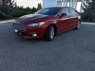 Ford Fusion foto 3