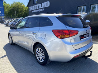 KIA Ceed foto 2