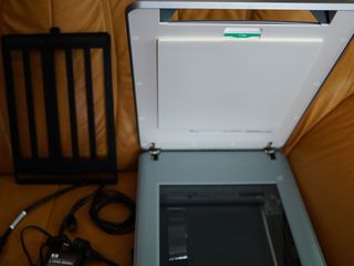 HP ScanJet 4890 с адаптером для пленок и слайдов foto 4