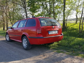 Skoda Octavia foto 3