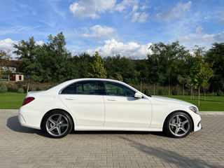 Mercedes C-Class foto 4