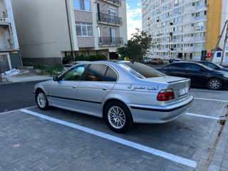 BMW 5 Series foto 5