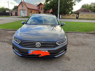 Volkswagen Passat foto 4