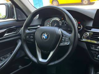 BMW 5 Series foto 14