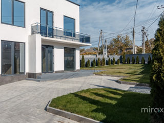 Se vinde casă pe str. Mihai Eminescu, Tohatin, Chișinău foto 9