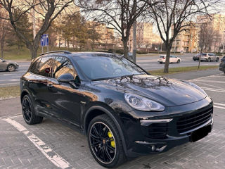 Porsche Cayenne foto 2