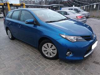 Toyota Auris foto 2