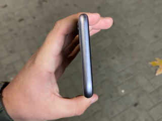 iPhone 11 64 gb Purple foto 8