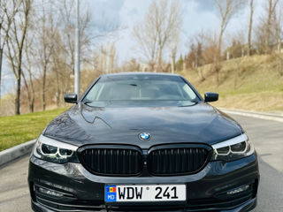 BMW 5 Series foto 2