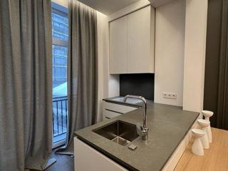 Apartament cu 2 camere, 55 m², Centru, Chișinău foto 2