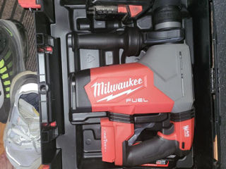 Перфоратор Milwaukee M18