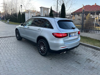 Mercedes GLC foto 2