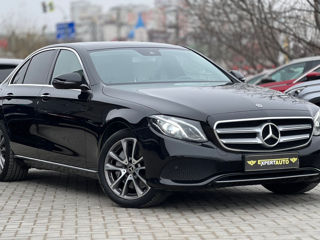 Mercedes E-Class foto 2