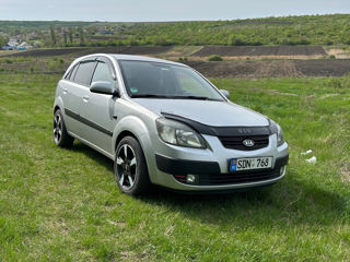 KIA Rio foto 2