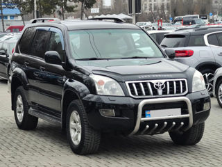 Toyota Land Cruiser Prado foto 4