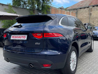 Jaguar F-PACE foto 8