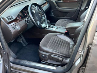 Volkswagen Passat foto 3