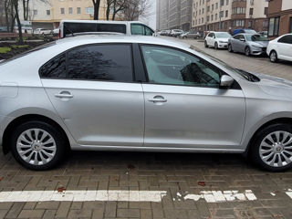 Skoda Rapid foto 2