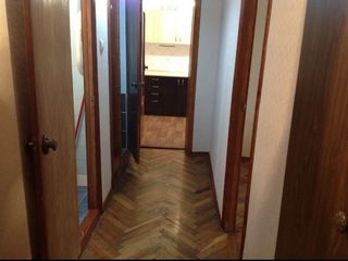 Apartament cu 2 odai! Botanica! Negociabil! foto 3