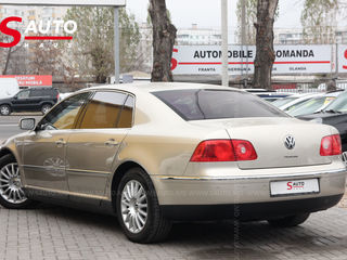 Volkswagen Phaeton foto 3