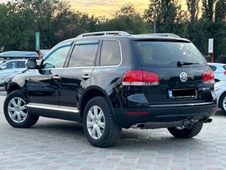 Volkswagen Touareg foto 3