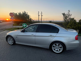 BMW 3 Series foto 5