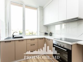 Spre vînzare apartament cu 2 camere și living, reparație euro, 53 mp! foto 6