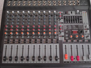 Mixer activ Behringer europower  4000