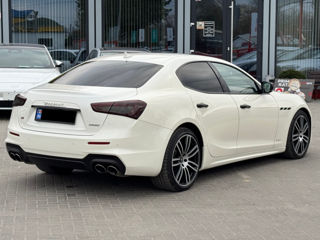 Maserati Ghibli foto 4