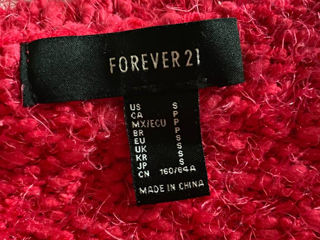 Свитер красный 150 лей Forever 21 foto 2